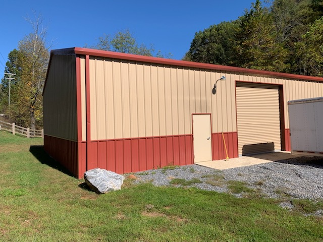 40x60x14 Garage and Service Shop in North Carolina